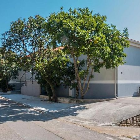 Apartman Ilonka Daire Novi Vinodolski Dış mekan fotoğraf