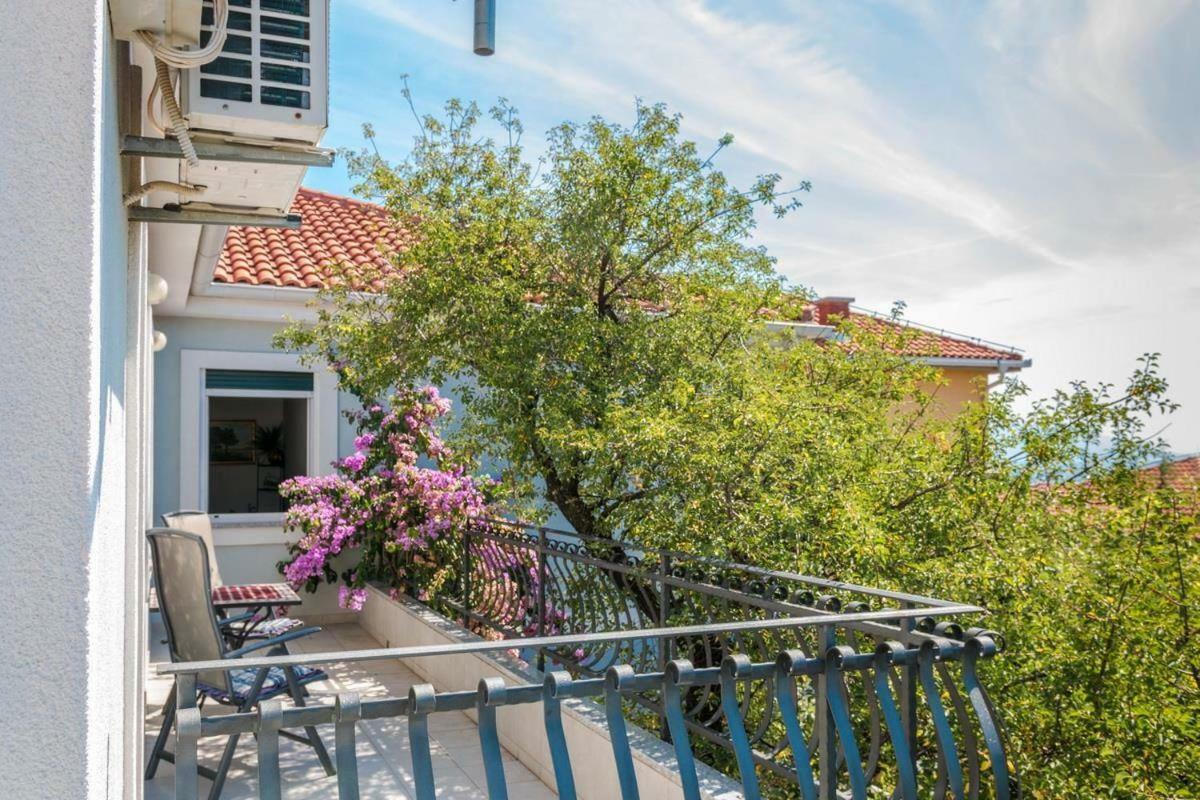 Apartman Ilonka Daire Novi Vinodolski Dış mekan fotoğraf
